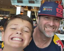 Experienced Bass Player Seeking Cover Band in Milford, CT