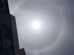 These clouds, being so high in the sky, are made from ice. Sun Halo Excites Pattaya Pattaya Mail