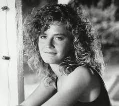 Elisabeth judson shue (born october 6, 1963) is an american actress, best known for her roles in the films the karate kid (1984), adventures in babysitting (1987), cocktail (1988), back to the future part ii (1989), back to the future part iii. All Elisabeth Shue Sur Instagram Elisabethshue Allelisabethshue Cocktail Jordanmooney Tom Elisabeth Shue Elisabeth Shue Cocktail Cocktail 1988