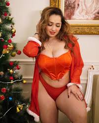 Aditi Mistry's desirable nude body in display