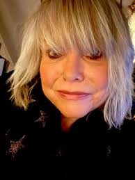 So I've been living the 'life of leisure' for 7 years now. I took early  retirement from my stressful job based at Kings Cross railway station in  London, England. My marriage broke