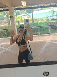 Perfil Modelo Webcam Adele66 | strip.chat