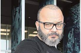 Fernando rocha (born 1975) is a portuguese comedian, actor, and tv presenter, whose career as a professional performer began in 2000. Caso Clinico De Fernando Rocha Vai Ser Alvo De Estudo Sociedade Correio Da Manha