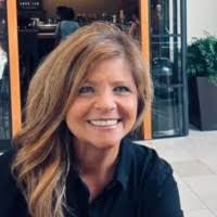 Hannah Kinzer's Instagram, Twitter & Facebook