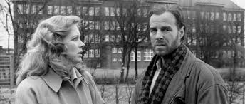 The family moved to toronto when she was two. Liv Ullmann Und Die Lederjacke Dff Film