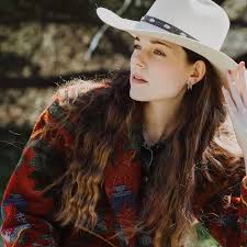 Shootin' The Breeze With California Country & Folk Songstress Tony Hannah &  A Look At Her New EP 'Premonitions'