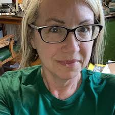 COVID Chronicles: A Comics Anthology: Boileau, Kendra, Johnson, Rich,  Ambaum, Gene, Anta, Julio, Barnett, Ned, Best, Ken, Boudreaux, Armond,  Brown, Eiri, Bui, Thi, Burdock, Maureen, Burkart, Roland, C, Pavith,  Canini, Brian, Chatfield,