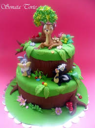 Epingle Par Autumn Rougeaux Sur Bambi Cakes Gateau Fete Gateau Anniversaire Gateau