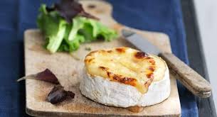 50 Specialites Au Fromage Fondu Qui Coulent Qui Filent Qui Degoulinent Recette Camembert Roti Fromage Le Moins Calorique Camembert Roti