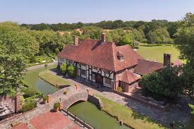 Photography via the modern house, unless otherwise noted. Country Houses Estates For Sale In 2021 Tatler