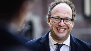 Wouter koolmees (born 20 march 1977) is a dutch economist and politician and of the democrats 66 (d66) party who has been serving as minister of social affairs and employment in the third rutte. Koolmees Twee Van De Drie Grote Thema S Die Ik Wilde Aanpakken Gelukt Nos