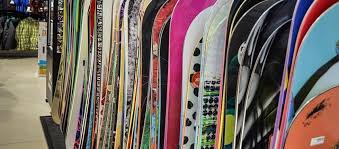 The brand makes boards through handicrafts and is committed to making environmentally friendly boards. 15 Best Beginner Snowboards For 2021 Buying Guide Extremepedia