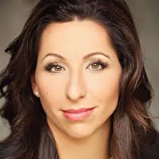 Gina Burke's Instagram, Twitter & Facebook