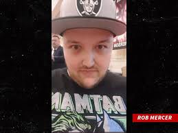 Poker Player Lies About Cancer Diagnosis To Get Into WSOP Main Event,  Apologizes