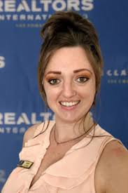 Agent profile for Bianca Le Roux