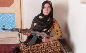 Afghanistan, officially the islamic republic of afghanistan, is a mountainous landlocked country at the crossroads of central and south asia. Afganistan Efhbh Skotwse Toys Talimpan Dolofonoys Twn Goniwn Ths H Ka8hmerinh