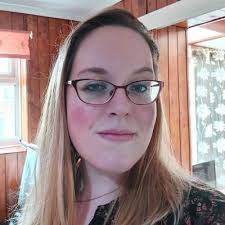 Amanda M Dotson (@amandamdotson)