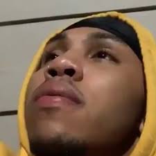 Leticia Olvera (@_leticiaolvera)