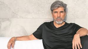 Argentinian singer Diego Verdaguer dies after complications from COVID-19 -  Telegrafi - Telegrafi