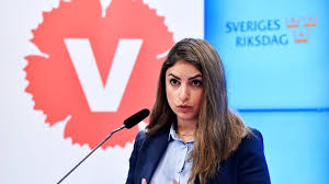 Det främsta målet med det nya vänsterpartiet är att göra det till riksdagens grönaste, skönaste och miljövänligaste parti enligt deras nya partiordförande jonas sjöstedt. E5vcbe E5vivpm