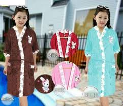 Bahan 100% cotton sehingga tidak panas dan sangat nyaman untuk digunakan serta memiliki daya serap yang tinggi. Handuk Kimono Anak Terbaru Juli 2021 Harga Murah Kualitas Terjamin Blibli