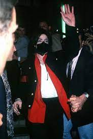 Despite jackson's fears, the bodyguard admitted he would poke fun at his employer for wearing these masks. Michael Jackson Masked Michael Jackson Micheal Jackson History Era