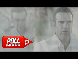 Yeliz isminde bir bayan, arkadaşları vasitasıyla berdan mardini'nin evine gittiğini sölüyor. Berdan Mardini Sen Haric Official Video Youtube