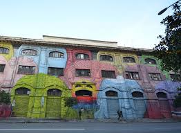 Non potendo suggerire cosa sia meglio tra il prendere un mutuo o un prestito per la ristrutturazione di casa, ci limiteremo a spiegare le differenze tra le due possibilita. Roma Insolita E Segreta 26 Luoghi Strani E Cose Particolari Da Fare Nella Capitale Gayly Planet