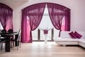 Schone Wohnzimmer Gardinen Und Vorhange Nach Mass Kaufen Wir Gestallten Ihr Fenster Individuell K Elegantes Wohnzimmer Wohnzimmer Farbideen Luxus Wohnzimmer