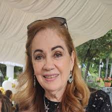 En la Arquidiócesis de México felicitamos a cada sacerdote y damos gracias  por el don de su ministerio. Y que en todos los ámbitos arquidiocesanos  sigamos implorando a Jesús la perseverancia y