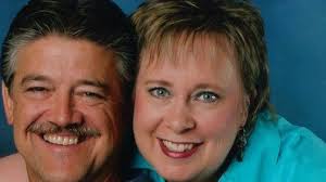 Waan cafiyey saygayga oo kiraystay nin i dili lahaa"