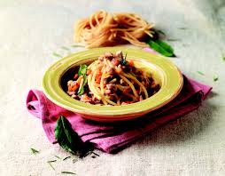 Preparato per la tradizionale ricetta dei pici con le briciole. Pici Di Siena Preparazione E Ricette
