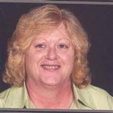 Beth Pallante's Instagram, Twitter & Facebook