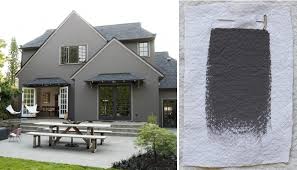 We just painted the exterior of our house benjamin moore's sag harbor gray and are looking for accent colors to go on the trim as well as the soffit. Expert Advice Architects Top 10 Gray Paint Picks Remodelista