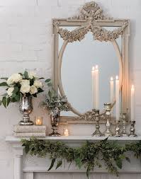 Un Natale In Stile Shabby Chic Con Le Decorazioni Piu Veloci Winter Home Decor French Country Decorating Country Decor