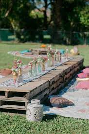 Garden Party Table Decoration Decorations Flowers Garden Table Pallet Cushion Garden Party Decorations Backyard Brunch Party Table Decorations