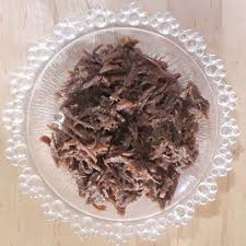 Aneka resep empal daging hidangan makanan yang berbahan dasar daging memang selalu menjadi sajian istimewa yang hampir disukai oleh banyak orang. Resep Membuat Empal Daging Sapi Suwir Yang Gurihnya Bikin Nagih
