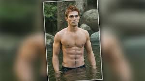 He began acting playing kane jenkins in the new zealand primetime soap opera shortland street from 2013 to 2015. Kj Apa Abs And Body See The Star S Riverdale Shirtless Scenes