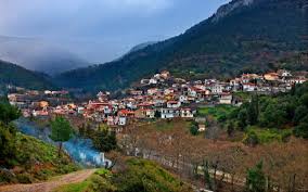 Σε κλοιό χιονιά η βόρεια εύβοια, τα βίλια, οι ερυθρές και το καπανδρίτι. Tessera Omorfa Xwria Gia Apodrash Sthn Eyboia Clickatlife