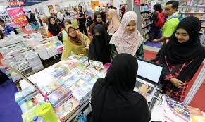 Boleh klik banner di bawah untuk membeli secara terus di website. 229 Pempamer Sertai Pesta Buku Antarabangsa Kl Di Pwtc