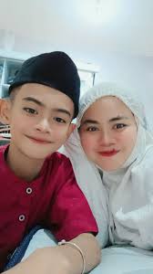 Selain bermain, bercanda, bercerita dan jalan2 bersama, ini adalah satu  cara sya meningkatkn bonding atau ikatan emosional yg kuat bersama anak.  Konten jalan, anakpun senang...😅😅😅 #reel #fyp #viralfb #trending  #aikungfu #komedi #hiburan #