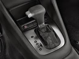 Cara nak pasang bateri kereta dengan betul sebenarnya sangat mudah. Cara Penggunaan Gear Automatik Dengan Betul Ramai Yang Selalu Tersilap Bubblynotes Malaysia Parenting Lifestyle Blog