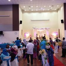 Sebelum pembentukan jabatan parit dan tali air (jpt) pada tahun 1932, semua kerja yang berkaitan dengan parit dan tali air menjadi tanggungjawab jabatan kerja raya malaysia. Jabatan Pengairan Dan Saliran Cawangan Ampang Office