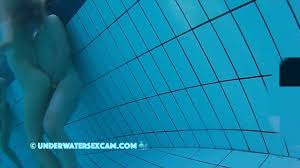 Although It Is A Public Swimming Public Pool This Couple Fucks Without Any  Shame - EPORNER