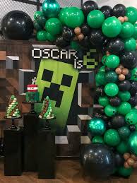This post contains some affiliate links, which means that if you 20 kids minecraft party ideas for your child's birthday party! Oscar S Minecraft 6th Birthday Party Livingwithshelly Diy Minecraft Birthday Party Minecraft Birthday Decorations Minecraft Party Decorations