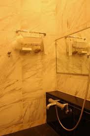 私たちは必要なのが愛でしょう？ まだソウルメイトに会えなかったり、孤独を感じている場合は、love, romance またはkissing gamesをやってみて、y8では一人ではないことを忘れないでください。 æµ´å®¤ã«ç½®ã„ã¦ã„ã‚‹ã‚‚ã®ã¯ ãƒã‚¹ãƒ«ãƒ¼ãƒ ã®ç†æƒ³ã¨ç¾å®Ÿ Small Spaces ç‹­ãã¦ã‚‚å¿«é©ã«