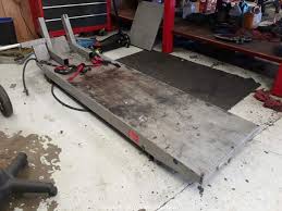 For some motorcyclists, working on the. West Auctions Auction Complete Liquidation Of The Motorcycle Shop In Santa Rosa Ca Item Handy Air Lift 1 000 Lb Capacity Pneumatic Motorcycle Lift