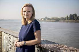 Om dit in goede banen te. Veerle Hegge Alias Mevrouw De Wever De Tijd Die Ik Nu Met Antwerpen Gazet Van Antwerpen Mobile