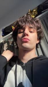 Jacob Woodland's Instagram, Twitter & Facebook