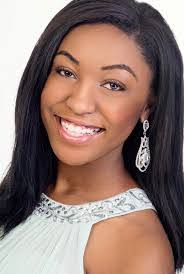 Maria Fields's Instagram, Twitter & Facebook